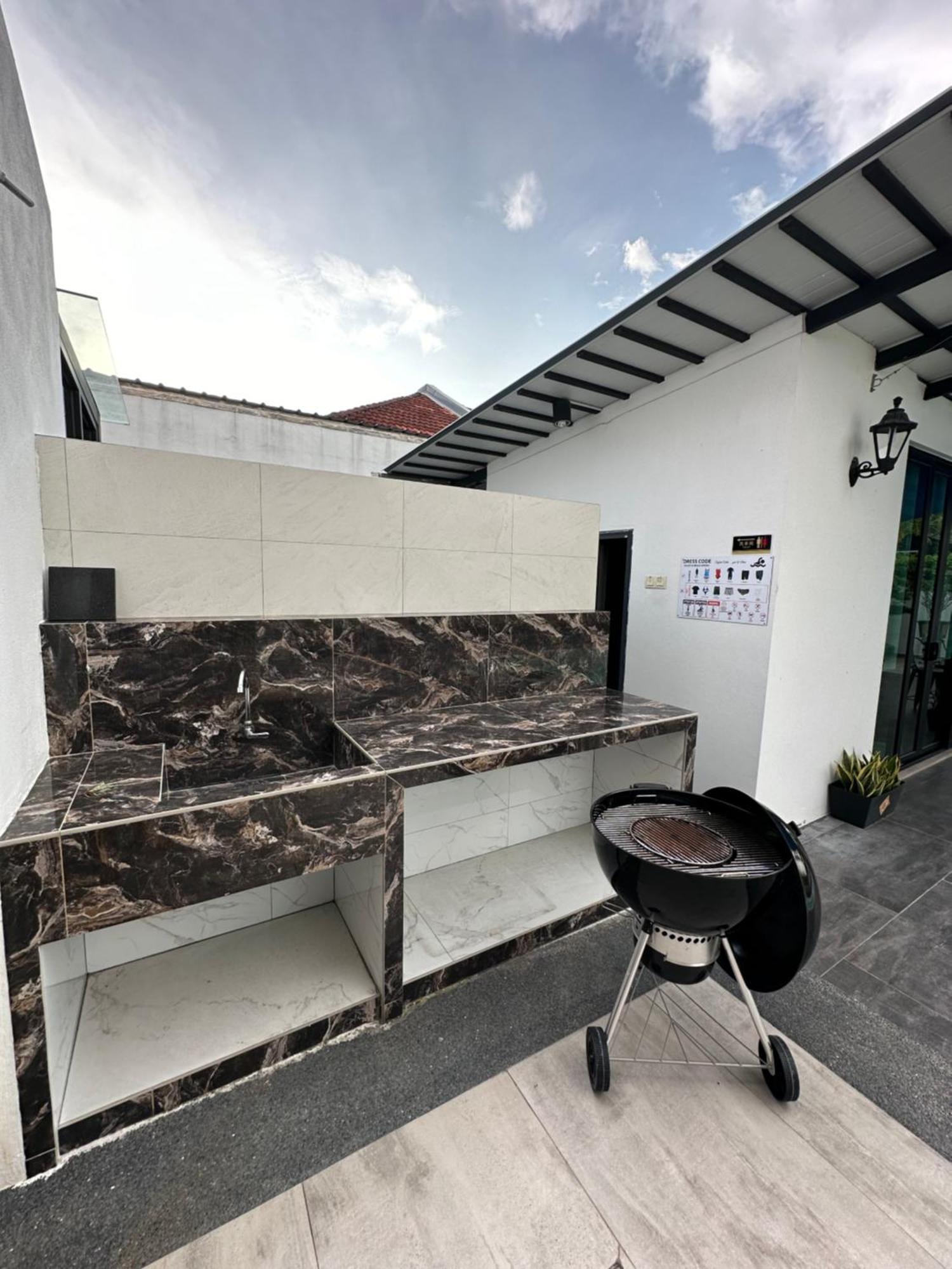 Stylish Villa Alma Simpang Ampat  Exterior foto